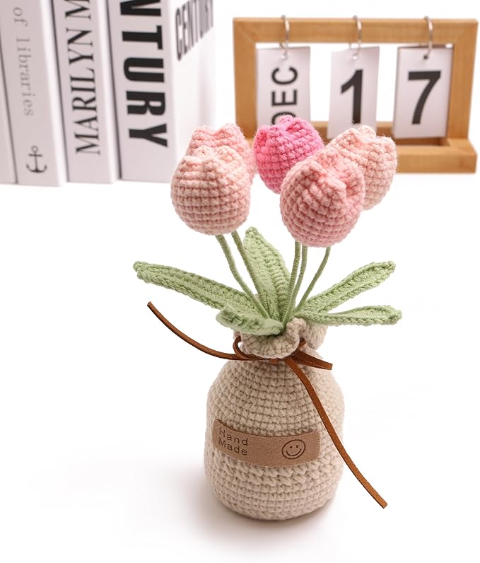 Crochet Woven Tulips with Wool,Simulation Plant Crochet Hand-Woven Flowers for Home Room Table Office Ornaments and Birthday Gifts for Family Friends Anniversary（5 Flowers-Pink ）