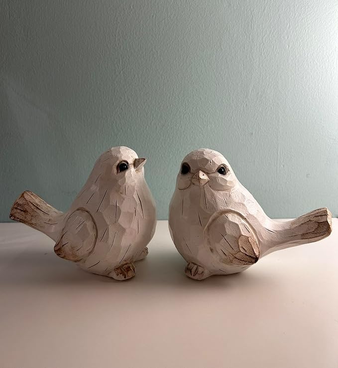 KiaoTime Farmhouse Bird Decor Resin Bird Figurines - Set of 2, Vintage & Modern Bird Decor Statue for Home Decor Accents, Cottage Bird Ornaments Decoration New White Carved Rustic Bird Figurine