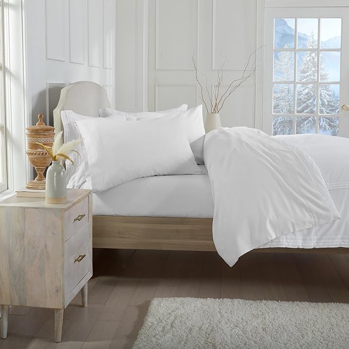 Market & Place 100% Cotton Queen Flannel Sheet Set | 4 Piece Deep Pocket Solid Cozy Winter Bed Sheets | Double Brushed for Extra Softness & Comfort | Chalet Collection (Queen, White)