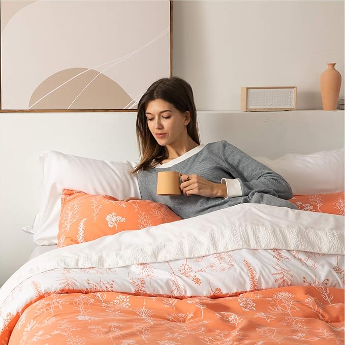 Bedsure Queen Comforter Set - Coral Orange Bed Set, 3 Pieces Cute Floral Bedding, 1 Soft Reversible Botanical Flowers Comforter and 2 Pillow Shams