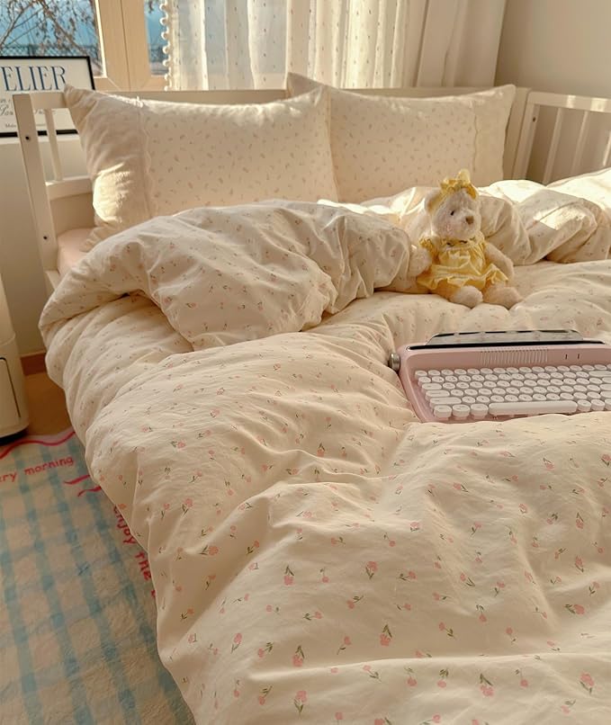 VM VOUGEMARKET Lace Comforter Set Queen Garden Flower Comforter with 2 Pillowcaases Cottagecore Bedding Set Pink Floral Comforter Set 90"x90"