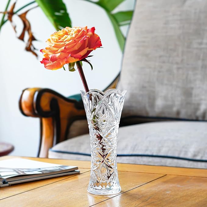 Kanpura 7.6" Clear Glass Flower Vase,Thickened Crystal Glass Vase for Flowers & Christmas Decor,Sunflower Design (1 Piece)