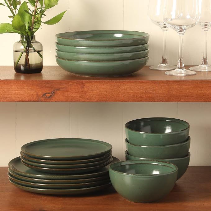 Gibson Elite Beckett Stoneware Matte Reactive Glaze 16 Piece (Service for 4) Plates and Bowls Dinnerware Set - Green