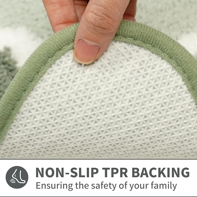 Cute Scalloped Green Bathroom Rugs Mat,Non Slip Absorbent Quick Dry Runner Rug for Shower Room Bedroom,Microfiber Long Bath Mats for Bath Floor Washable Carpet for Shower Tub Sink,24"x59"