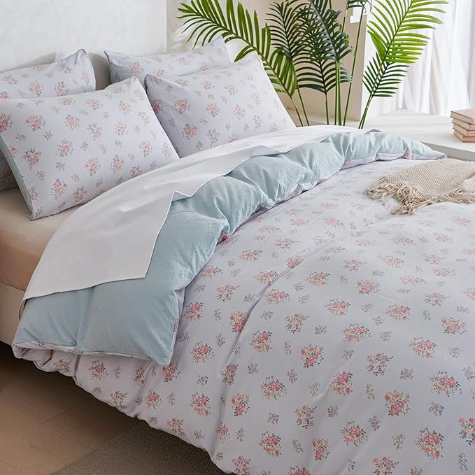 Queen Size Floral Comforter Soft 3 Pieces Chic Crinkle Gauze Fabric Garden Style Flower Print Botanical Comforter for All Seasons Luxury Warmth Comfy Breathable with 2 Pillowcases