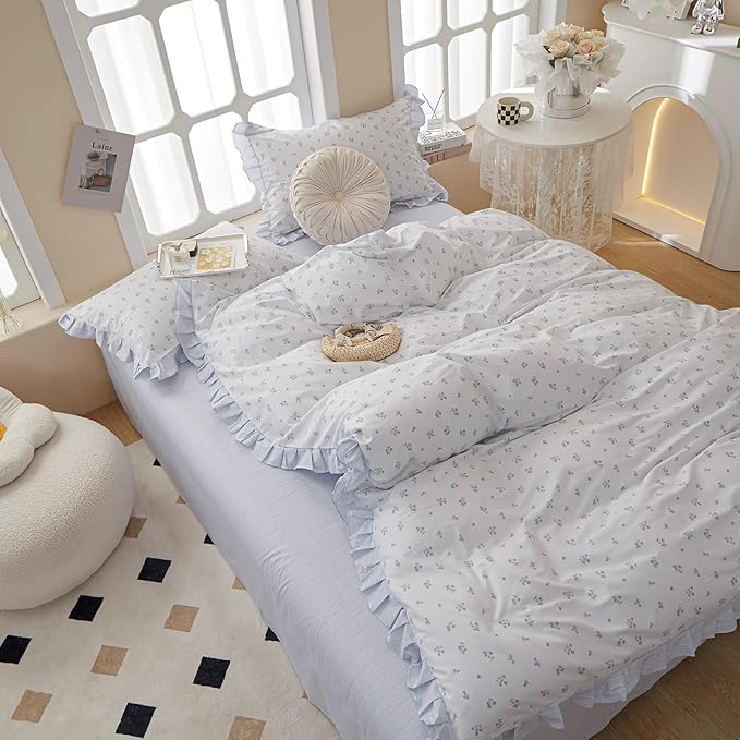 VM VOUGEMARKET Queen Comforter Set Blue Floral Comforter Romantic Girls Ruffle Lace Bedding Set Soft Reversible Lightweight Girls Comforter with 2 Pillow Shams