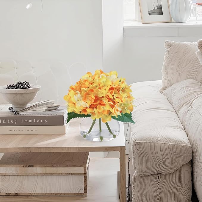Hydrangea Artificial Flowers in Glass Vase, Orange Silk Fake Flowers Silk Centerpiece Table Decorations for Dining Room， Coffee Table Decor，Wedding, Home with Faux Water Decor（Orange）