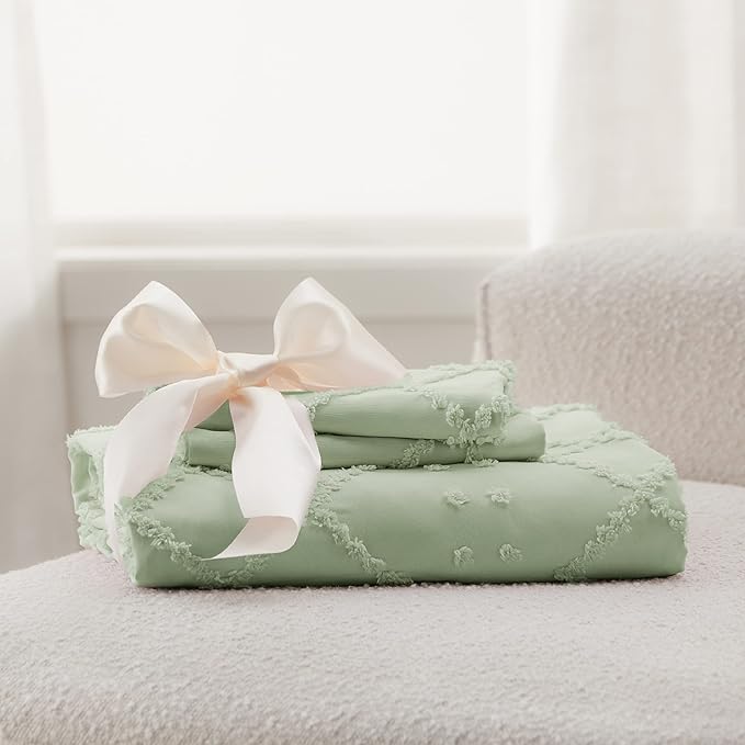 Bedsure Boho Duvet Cover King Size - Sage Green Breathable & Soft Boho Bedding, Machine Washable Comforter Cover for All Seasons, Includes 1 Duvet Cover 104"x90" with 2 Pillow Shams & Zipper Closure