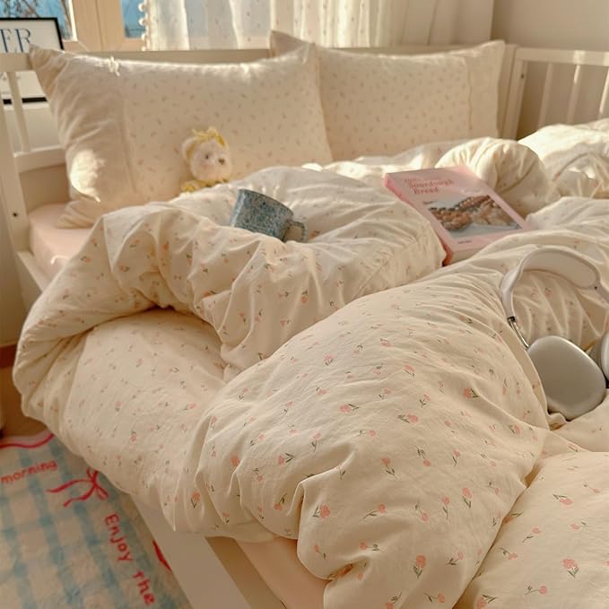 VM VOUGEMARKET Lace Comforter Set Queen Garden Flower Comforter with 2 Pillowcaases Cottagecore Bedding Set Pink Floral Comforter Set 90"x90"