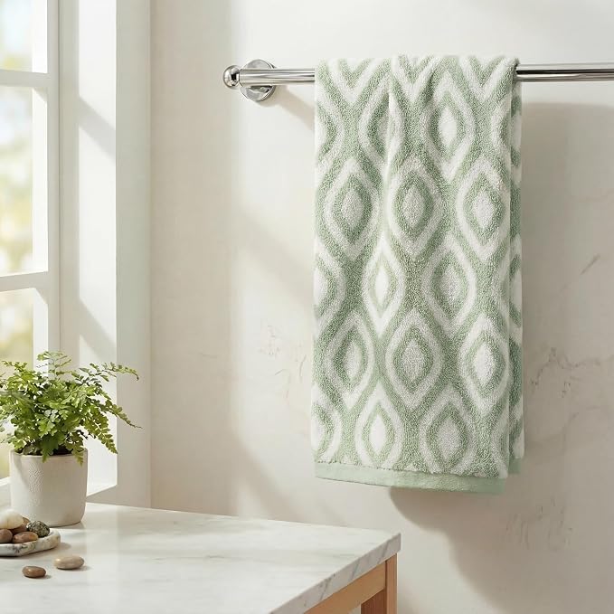 Artoid Mode 1 Pc Beige Green Diamond Grid Jacquard Hand Towels for Bathroom, 100% Cotton Soft Absorbent Bathroom Decor Towels, 13.7 x 29.5 Inch