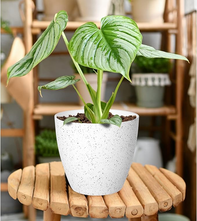 Vanavazon Plant Pots 9/8/7 Inch Set of 3 Flower Pots Indoor Outdoor Plastic Planters with Drainage Hole and Tray (Speckled White)
