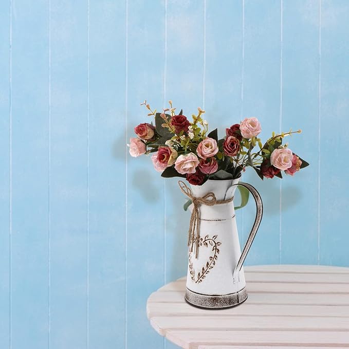 BESTonZON Vintage Style Metal Heart-Shaped Flower Vase Decorative Iron Flower Pot for Tabletop Arrangements for Home Office Weddings and Special Occasions