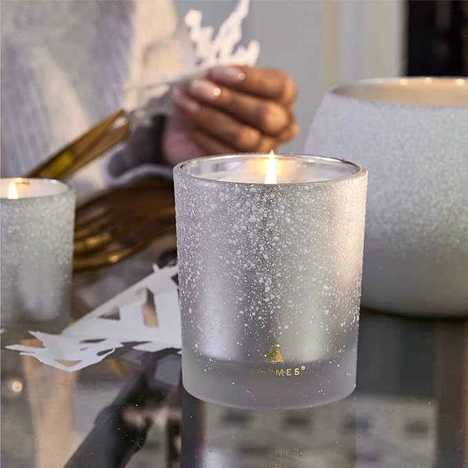 Thymes Frasier Fir Flocked Jar Candles – Holiday Scented Candles for Home with Notes of Crisp Siberian Fir, Cedarwood & Sandalwood – Luxury Home Decor Gifts for Women & Men (6.5 oz)