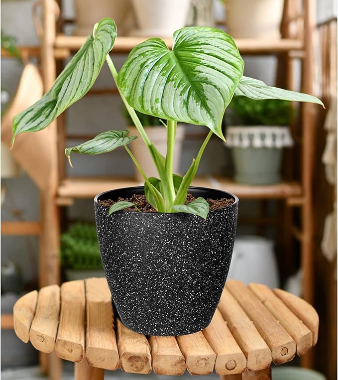 Vanavazon Plant Pots 9/8/7 Inch Set of 3 Flower Pots Indoor Outdoor Plastic Planters with Drainage Hole and Tray (Speckled Black)