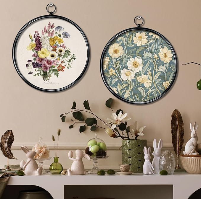 XIAOAIKA Round Vintage Wall Hanging Decor, Printed Textured Surface with Wood Back, Flower Bouquet Design, Black Metal Frame, Ready to Hang for Living Room Bedroom, 10 Inch