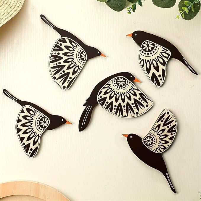 Rulbelok Handcrafted Bird Wall Decors 5Pieces Wooden Hanging Ornaments for Home Decoration Scandinavian Maximalist Styles Gift Wood Nursery Wall Decorations