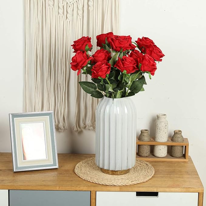 Kisflower 12 Pcs Red Roses Artificial Flowers with Stems Silk Roses Fake Rose Realistic Flower Bouquet for Wedding Party Office Home Decor (Red)