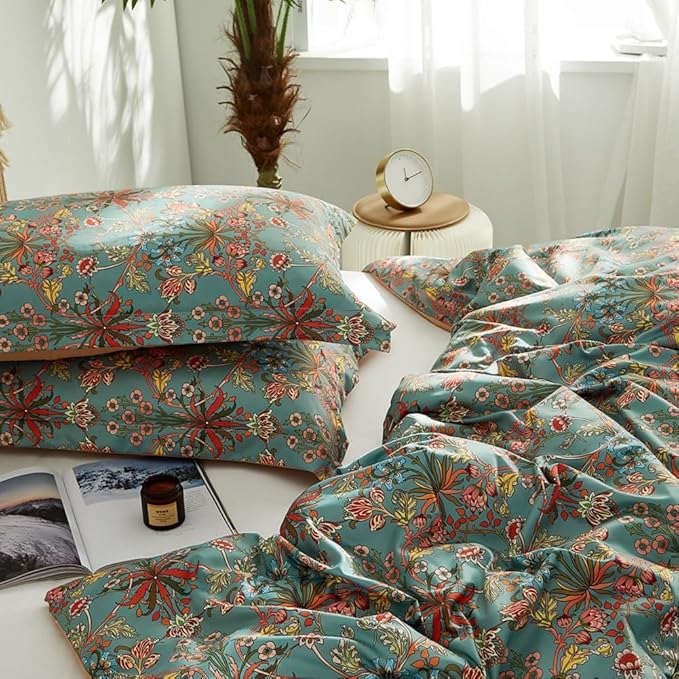 LifeTB Queen Comforter Set Vintage Floral Boho Comforter for Queen Bed Aesthetic Floral Bedding Comforter with 2 Pillowcases Flower Leaves Boho Bedding Sets Farmhouse Botanical Flower Comforter Set