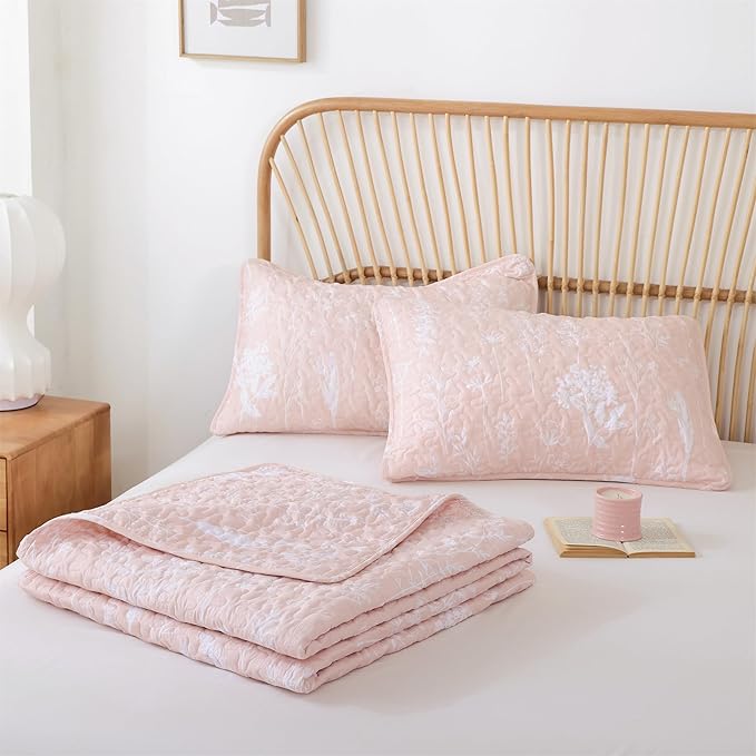 JANZAA Quilt King Size Blush Quilt Botanical with Floral Pattern Microfiber Bedspreads King Size 3 Pieces Lightweight Comforter Reversible Bedding Set with 2 Pillowcases
