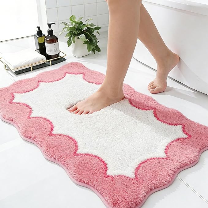 Scalloped Pink Bathroom Rugs Mat,Non Slip Absorbent Quick Dry Bath Mats for Shower Room,Plush Microfiber Bath Mats for Bathroom Floor Washable Carpet for Shower Tub Sink Bedroom,20"x32"