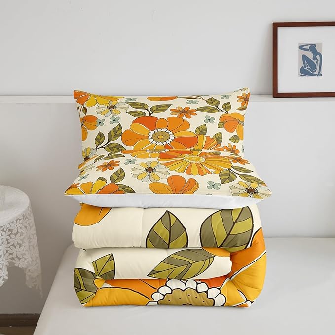 Castle Fairy Retro Flowers Bedding Set King Size,Watercolor Yellow Floral Green Leaves Plant Comforter Set Room Decor for Couple,70s Trippy Daisy Microfiber Down Comforter,2 Pillowcases