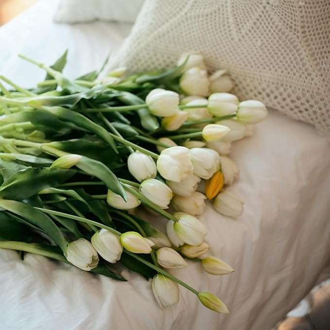 10 Pcs Fake Tulips Tulips Artificial Flowers Real Touch Fake Flowers Artificial Flower Bouquet for Home Table Party Wedding Decoration(White)