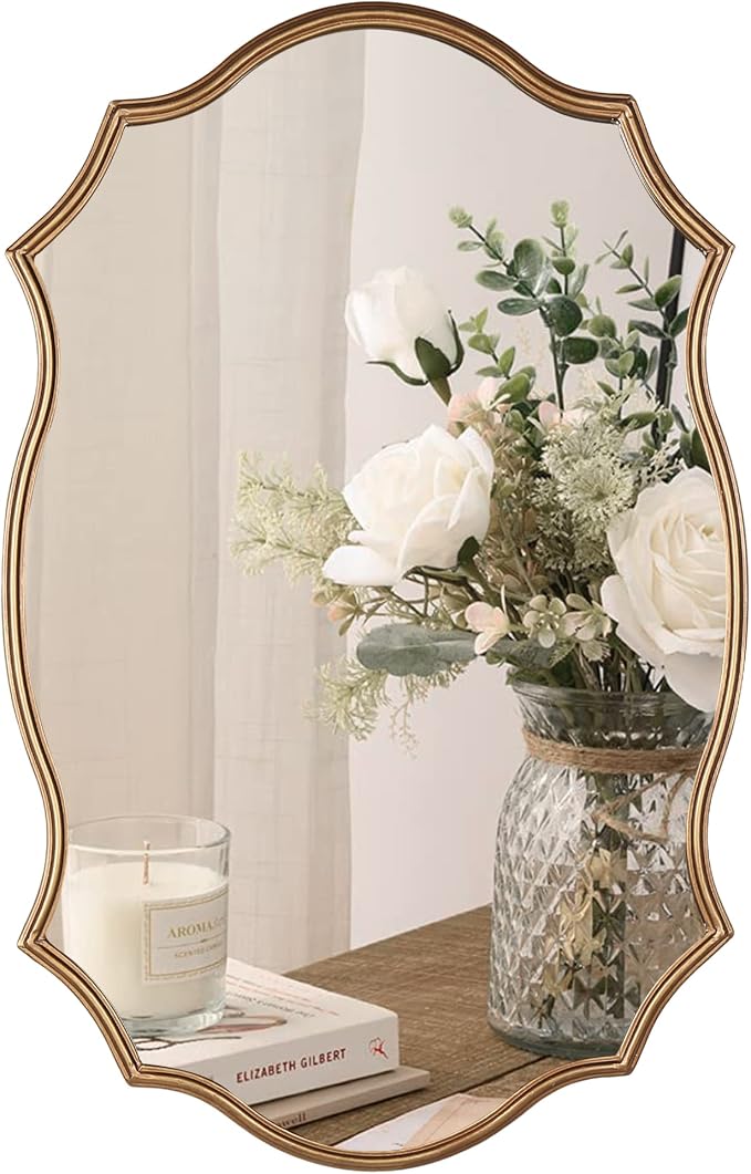 Wall Mirror in Vintage Golden, Decorative 20"x30" Accent Vanity Mirrors, Wall Mounted Mirror Antique Brass Metal Frame for Living Room Bedroom Bathroom Entryway Stairway Kitchen