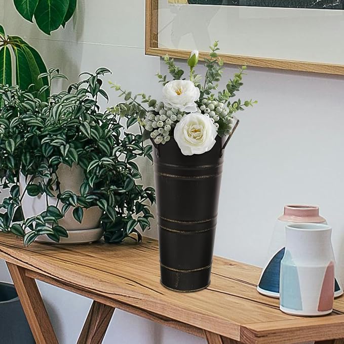 Retro Flower Arrangement Bucket Vintage Iron Flower Pot with Handle Decorative Floral Vase for Home Tabletop Rustic Plant Container
