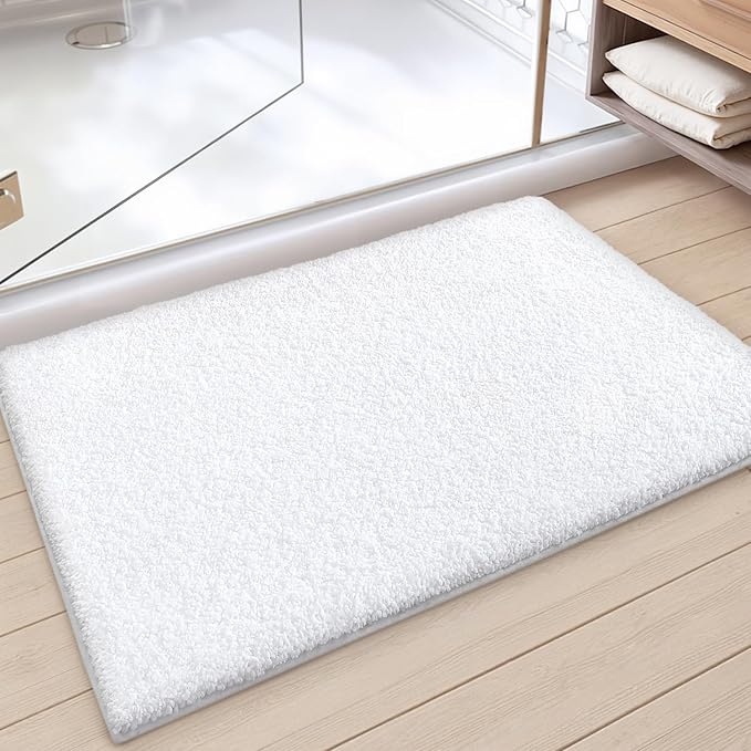 Color&Geometry Small Bath Mats for Bathroom, 16"x24" White Bathroom Rugs, Non Slip, Absorbent, Soft, Washable, Microfiber Bathmat Shower Mat Outside Shower