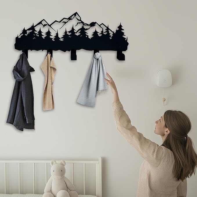 ZORISE Metal Mountain Coat Hooks and Key Holder, Mountain Design Wall Art Decor, Clothes Hat Rack, and Backpack Hanger, Storage Decor for Living Room, Hallway, Office, Kitchen, Entryway, and Bedroom