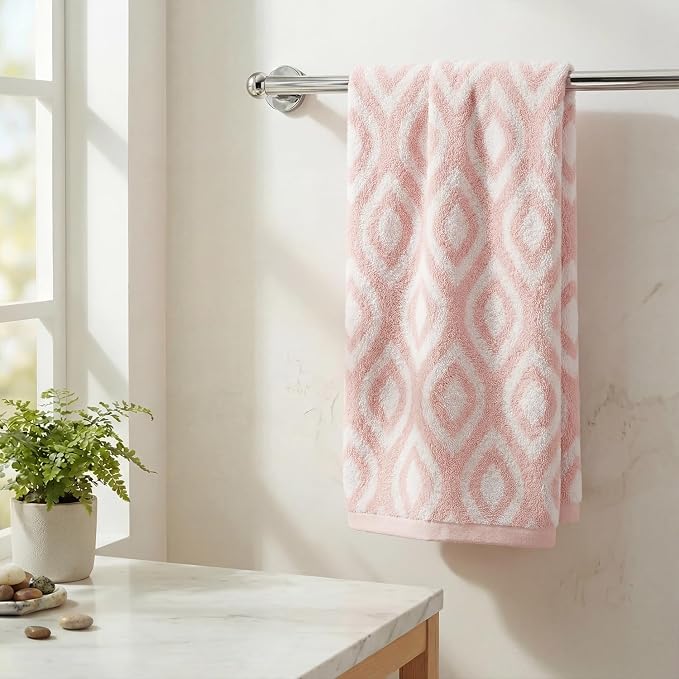 Artoid Mode 1 Pc Beige Pink Diamond Grid Jacquard Hand Towels for Bathroom, 100% Cotton Soft Absorbent Bathroom Decor Towels, 13.7 x 29.5 Inch
