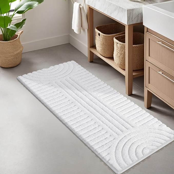 SHACOS Super Soft Bathroom Runner Rugs 24"x60" Non Slip Boho Bath Rugs Microfiber Absorbent Bath Mats for Bathtub Machine Washable Shaggy Carpet for Shower Floor Home Decor, White 2' x 5'