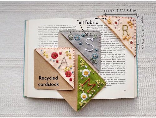 MOTEERLLU Personalized Hand Embroidered Corner Bookmark with A-Z Initial, Cute Book Markers for Reading Women, Book Lovers Gifts for Friends Mom & Teachers, 3.74"(Winter-v)