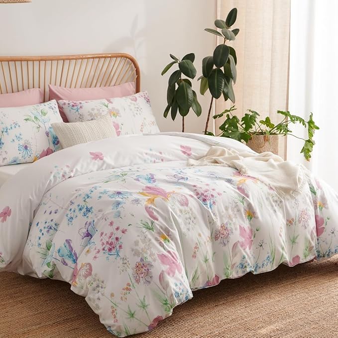 Nayoroom Floral Duvet Cover Set Queen Size Purple Pink Watercolor Flowers Green Plant Leaves Printed on White Comforter Cover 3Pcs Soft Microfiber Garden Style Bedding Set with Zipper Closure