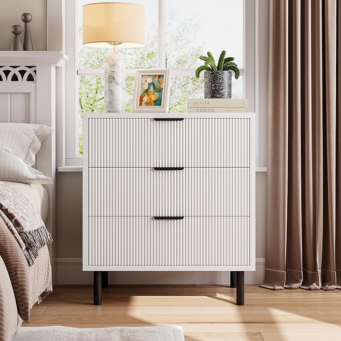GarveeHome White Fluted 3 Drawers Dresser, Wide Wood Chest of Drawers, Modern Storage Dresser Chest of Drawers Organizer with Metal Legs and Anti-Tipping Device for Bedroom Living Room