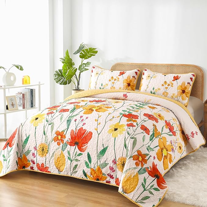 Anibedding Yellow Quilt Set King Size, Yellow Floral Reversible Bedspread Soft Microfiber Lightweight King Size Quilt Bedding Sets Reversible Coverlet for All Season(King, 104"x90")