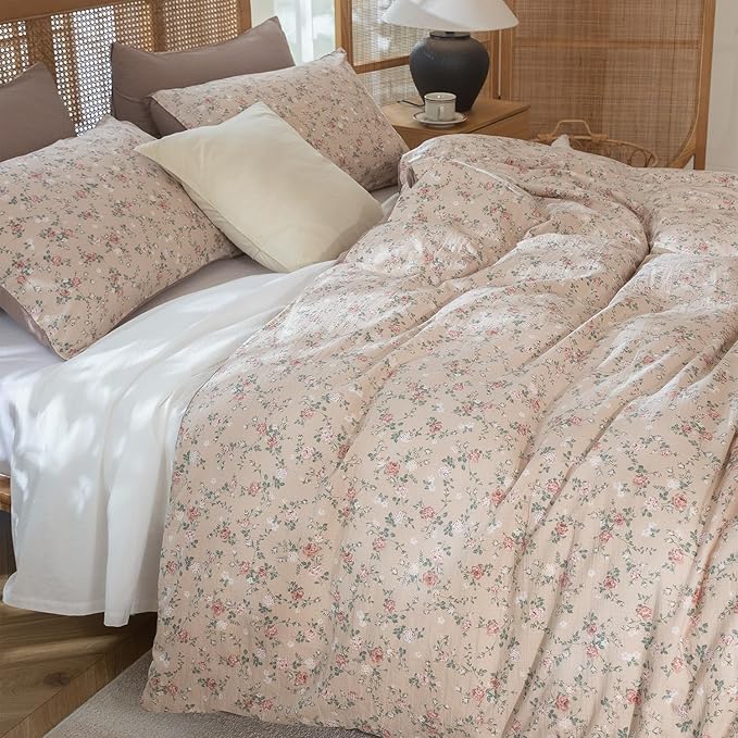 Queen Size Comforter Set Floral Soft 3 Pieces Chic Crinkle Gauze Fabric Garden Style Vintage Floral Print Botanical Comforter for All Seasons Luxury Warmth Comfy Breathable with 2 Pillowcases