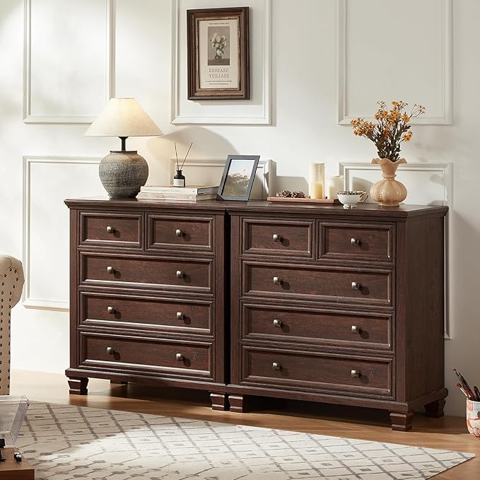 Farmhouse 5 Drawer Dresser for Bedroom, 32.6 Inch Tall Vintage Chest of Drawers, Mid-Century Small Dressers w/Square Solid Wood Legs, Rustic Storage Organizer for Living Room, Walnut
