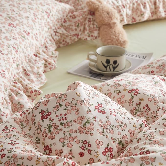 Girls Floral Comforter Set Twin XL Pink Red Flower Comforter Boho Vintage Floral Bedding Comforter with 2 Ruffle Pillow Shams Botanical Bedding Cottagecore Comforter Set Twin XL Bed for Teens Girls