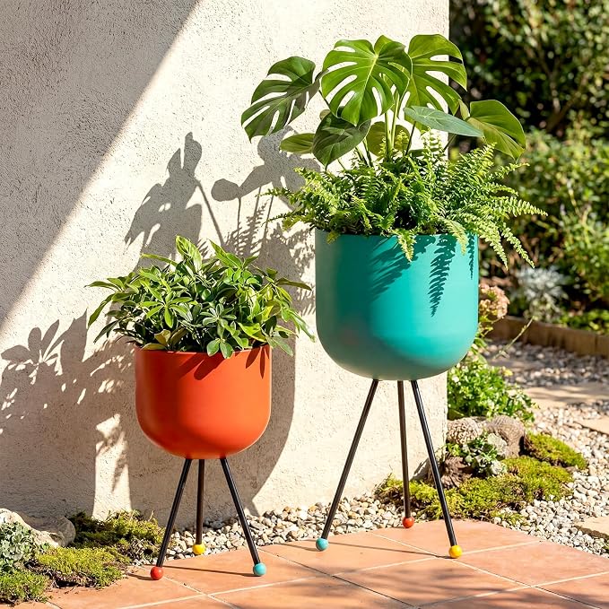 Frienda 2 Pack Mid Century Modern Decor Mid Century Modern Planter Metal Flowerpot with Stands Stylish Floor-Standing Flowerpot for Boho Home Office Indoor Outdoor Decor 20", 18" h(Orange, Blue)