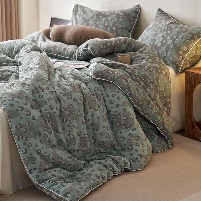 HighBuy Twin XL Size Leopard Comforter Set Muslin Cotton Comforters Boho Chic Cheetah Print Bedding Set Breathable Luxury Comforter Sets 3 Piece Ultra Soft Sexy Teen Leopard Bedding Set