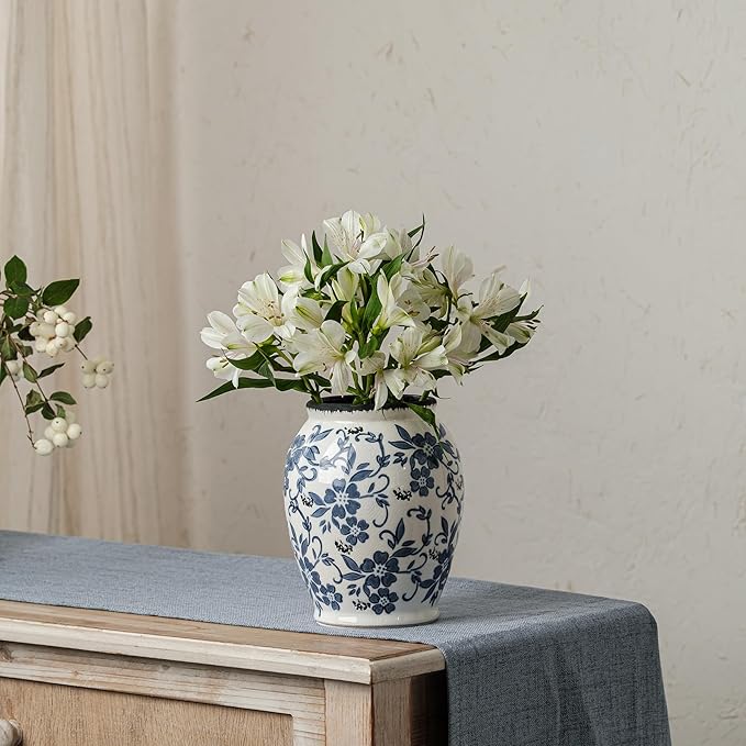 Blue and White Vintage Vase, Ceramic Chinoiserie Floral Vases, Round Farmhouse Rustic Table Centerpiece, Tuscan Home Decor, Large Crackle Glaze Flower Vase for Living Room, Office 6.9 Inch