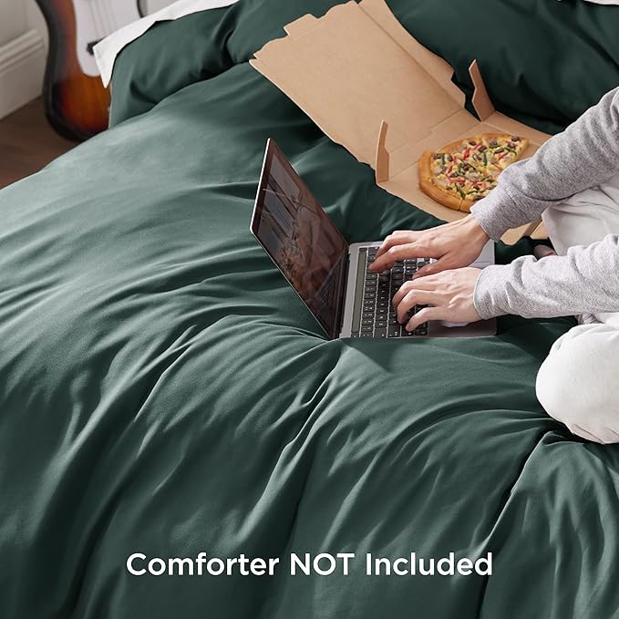 Bedsure Duvet Cover Full Size - Soft Double Brushed Bedding Set for Kids & Adults, Zipper Closure, 3 Pieces, Includes 1 Duvet Cover (80"x90") & 2 Pillow Shams, NO Comforter, Forest Green