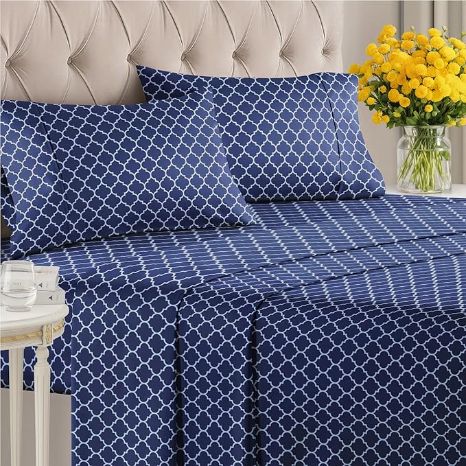 Blue Geometric Bed Sheets - 1 Flat & 1 Fitted Sheet & 2 Pillowcases w/ Deep Pockets – Wrinkle & Fade Free- Ultra-Soft, Breathable and Cooling - Luxury Moroccan Bed Set – King Size - Navy Quatrefoil