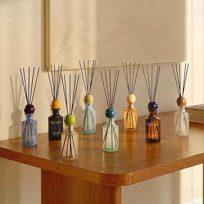 COCORRÍNA Red Amber Reed Diffuser 8.5 oz, Home Fragrance Oil Diffuser with 6 Reed Sticks, Long-Lasting Scent for Bathroom, Bedroom & Home Décor