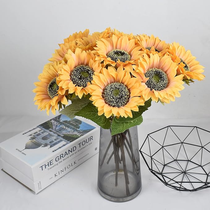 Vintage Artificial Sunflower Flowers 8 Pcs Single Long Stem Silk Fake Fall Sunflowers Bridal Wedding Bouquet Fake Yellow Flower Arrangements for Outdoor