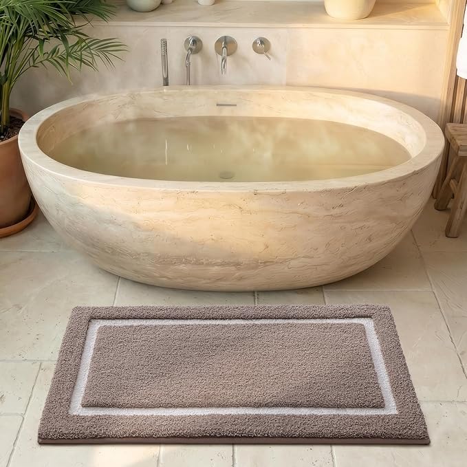 Color&Geometry Extra Soft Bathroom Rugs 30x20, Absorbent Microfiber Bath Rug, Non-Slip Bathroom mat, Washable Plush Bath Mats for Bathroom, Shower, Bathtub, Laundry, Taupe White