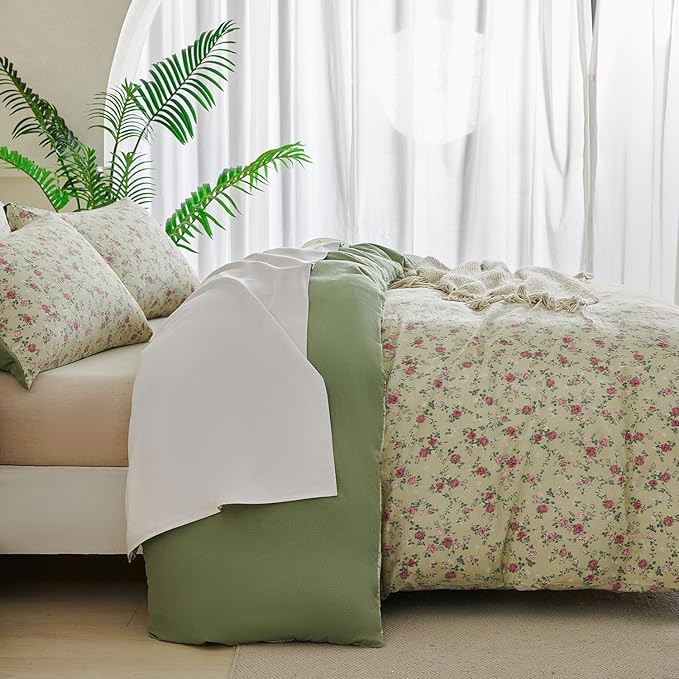 Queen Comforter Set Floral Soft 3 Pieces Chic Crinkle Gauze Fabric Garden Style Floral Print Botanical Comforter for All Seasons Luxury Warmth Comfy Breathable with 2 Pillowcases