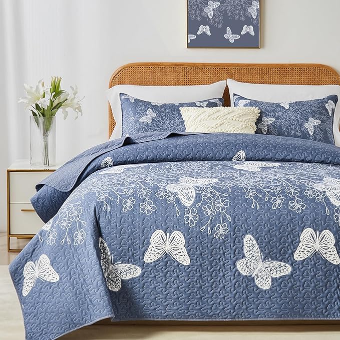 Yogeneg King Size Quilt Set,White Butterfly Botanical Pattern Blush Grey Bedding Set,3 Piece Lightweight Soft Summer Bedspread Coverlet with 2 PIillow Sham for All Season(Butterfly,110"x96")