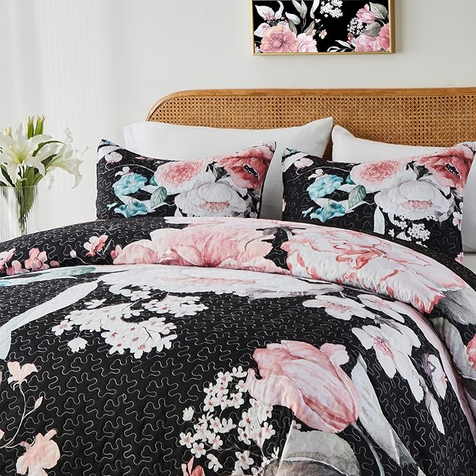 Yogeneg Full Queen Size Quilt Set, Pink Floral Botanical Pattern Black Bedding Set,3 Piece Lightweight Soft Summer Bedspread Coverlet with 2 PIillow Sham for All Season(Pink Floral,90"x96")